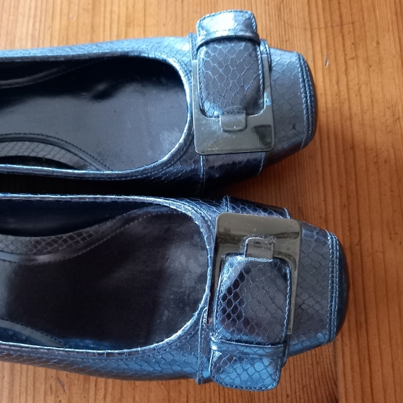 Jessica Sears Shoes ‐ Flats with metal accent - Picture 6 of 6